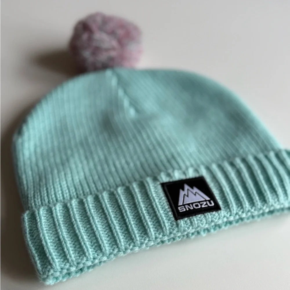Snozu Beanie Hat Mint Green Size 5 Pom-Pom for Kids Fleece Lining Excellent